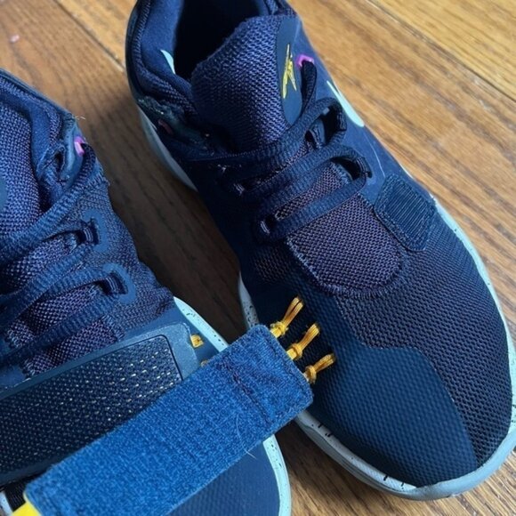 Nike PG 1 Paul George The Bait Basketball Sneakers, Youth Big Boys Size 4 - Picture 14 of 16